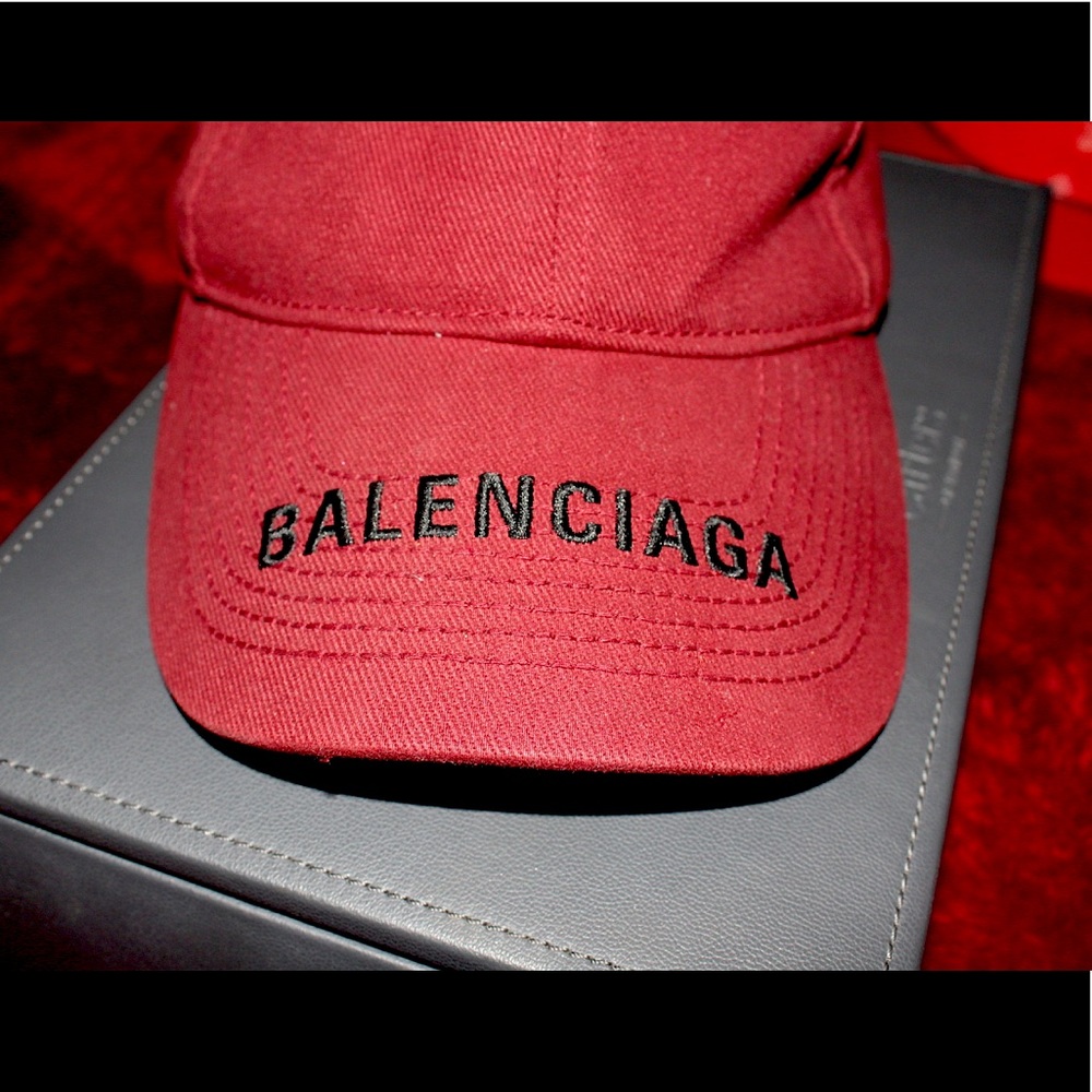 Balenciaga cap